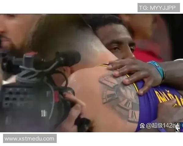 今日NBA焦点战独行侠对决湖人谁能笑到最后